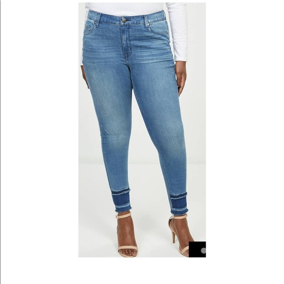 NWT Signature Fit Skinny Jean Block Hem! - Picture 2 of 6